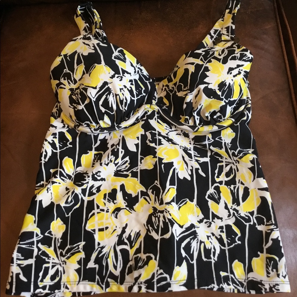 Swim top - Picture 7 of 7